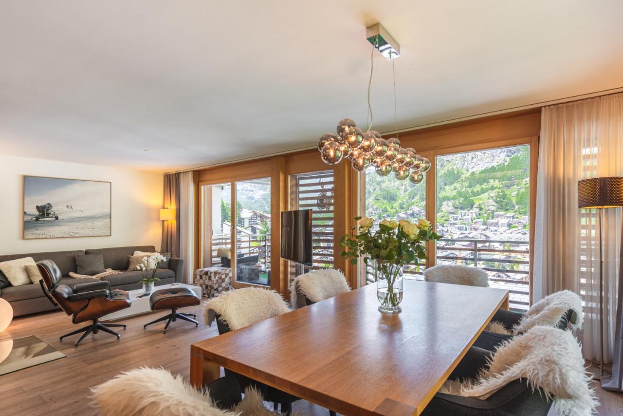 Modern Apartment With View Over Zermatt Buitenkant foto